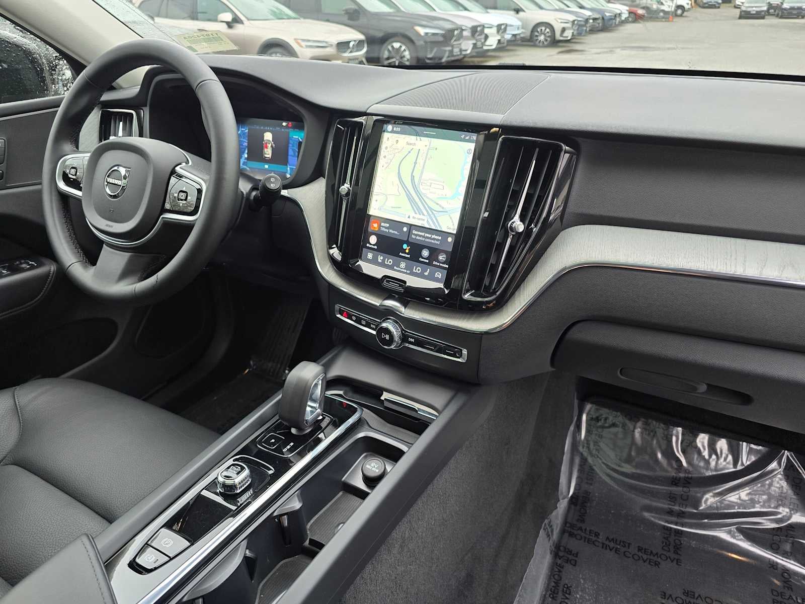 2025 Volvo XC60 Plus
