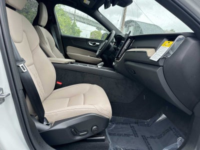 2026 Volvo XC60 Plus