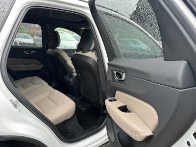 2026 Volvo XC60 Plus