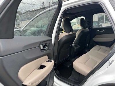 2026 Volvo XC60 Plus