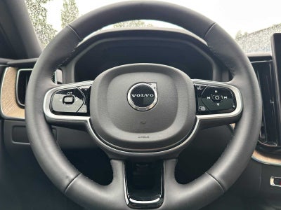 2026 Volvo XC60 Plus