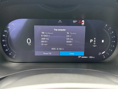 2026 Volvo XC60 Plus