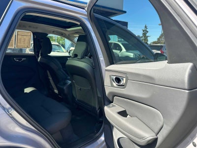 2026 Volvo XC60 Plus