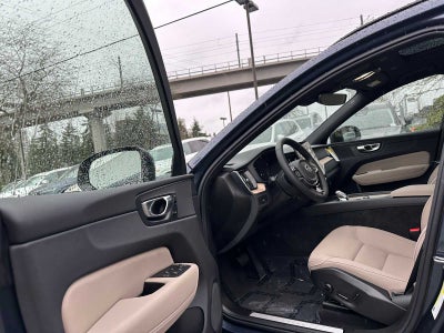 2026 Volvo XC60 Plus