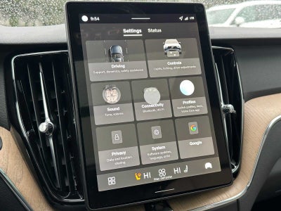 2026 Volvo XC60 Plus