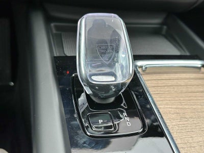 2026 Volvo XC60 Plus