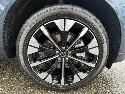 2026 Volvo XC60 Plus