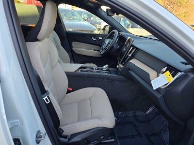 2026 Volvo XC60 Plus