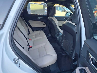 2026 Volvo XC60 Plus