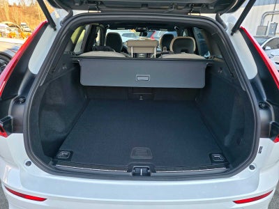 2026 Volvo XC60 Plus