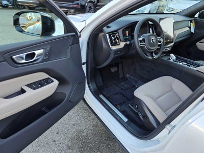 2026 Volvo XC60 Plus