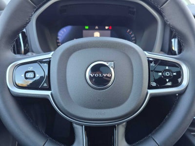 2026 Volvo XC60 Plus