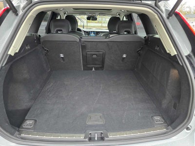 2025 Volvo XC60 Plus