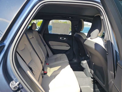 2026 Volvo XC60 Plus