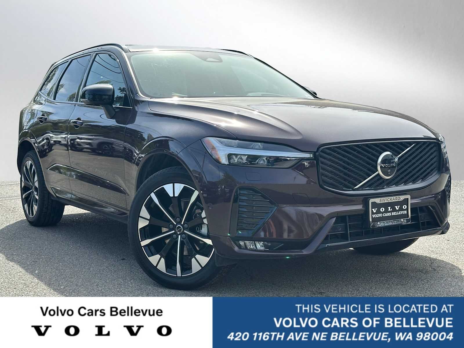2026 Volvo XC60 B5 Plus Dark AWD's photo