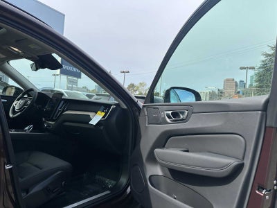 2026 Volvo XC60 Plus