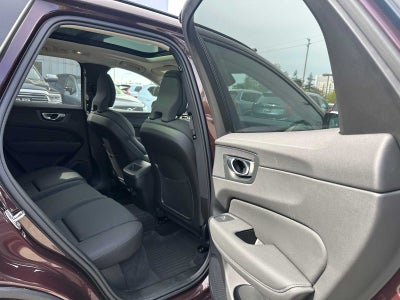 2026 Volvo XC60 Plus