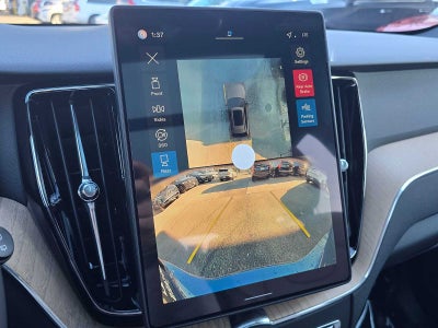 2026 Volvo XC60 Plus