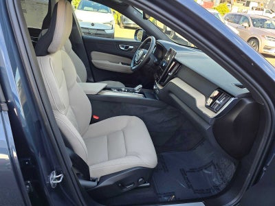 2026 Volvo XC60 Plus