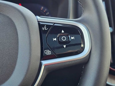 2026 Volvo XC60 Plus