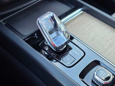 2026 Volvo XC60 Plus