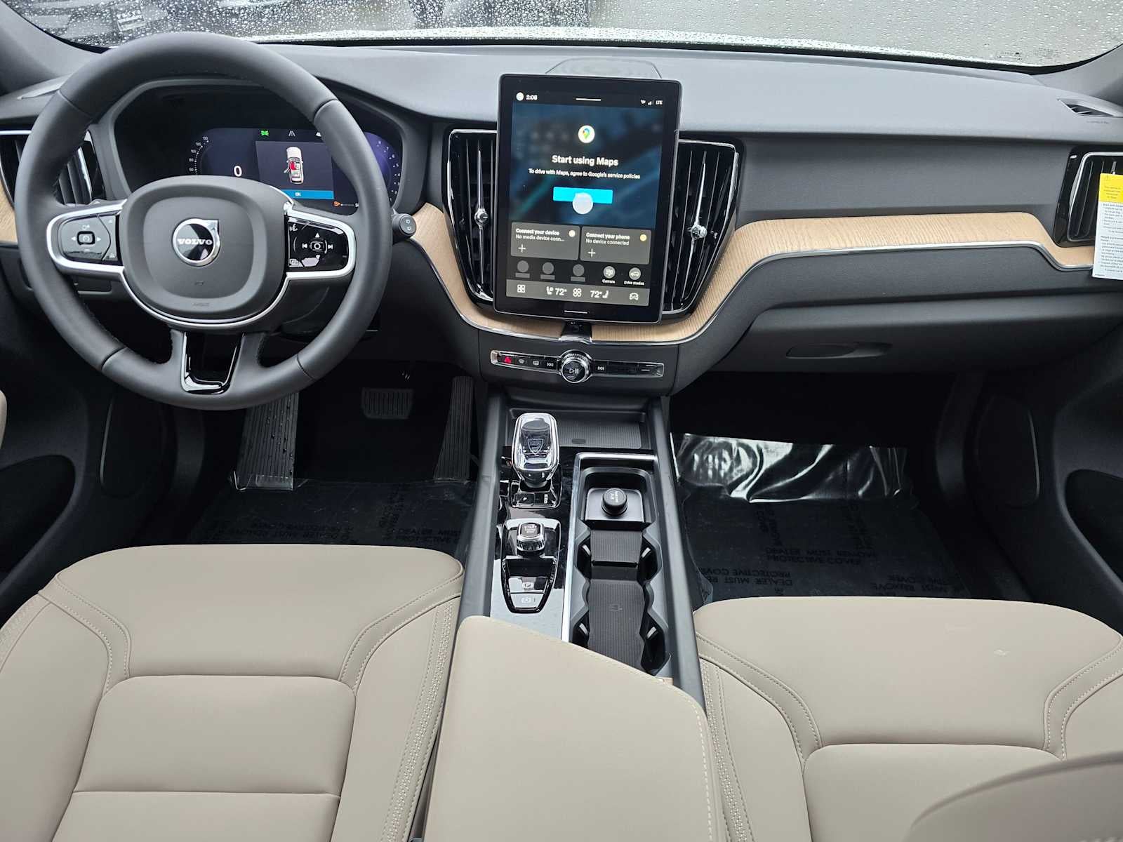 2026 Volvo XC60 Plus