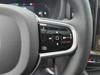 2026 Volvo XC60 Plus