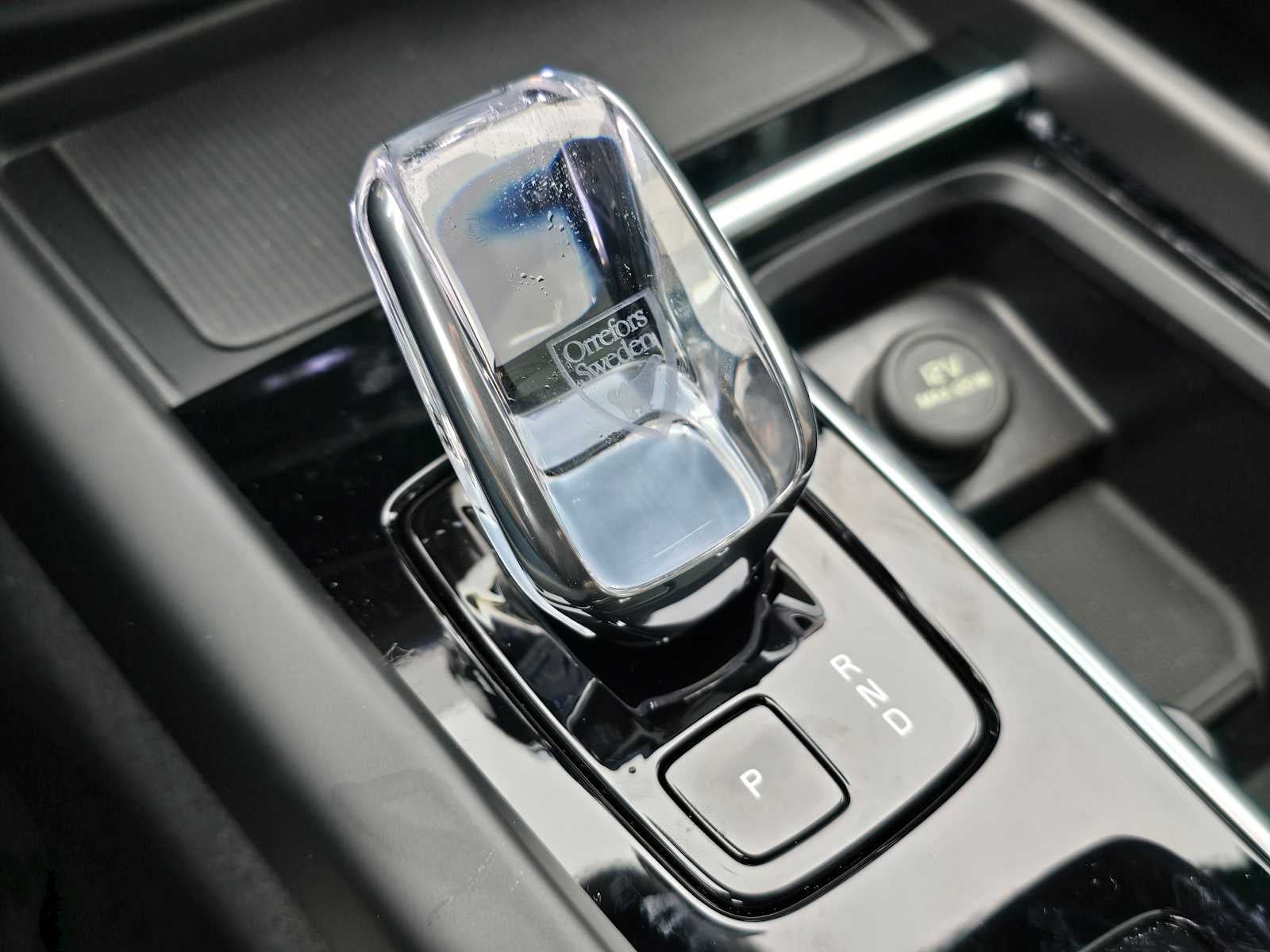 2026 Volvo XC60 Plus