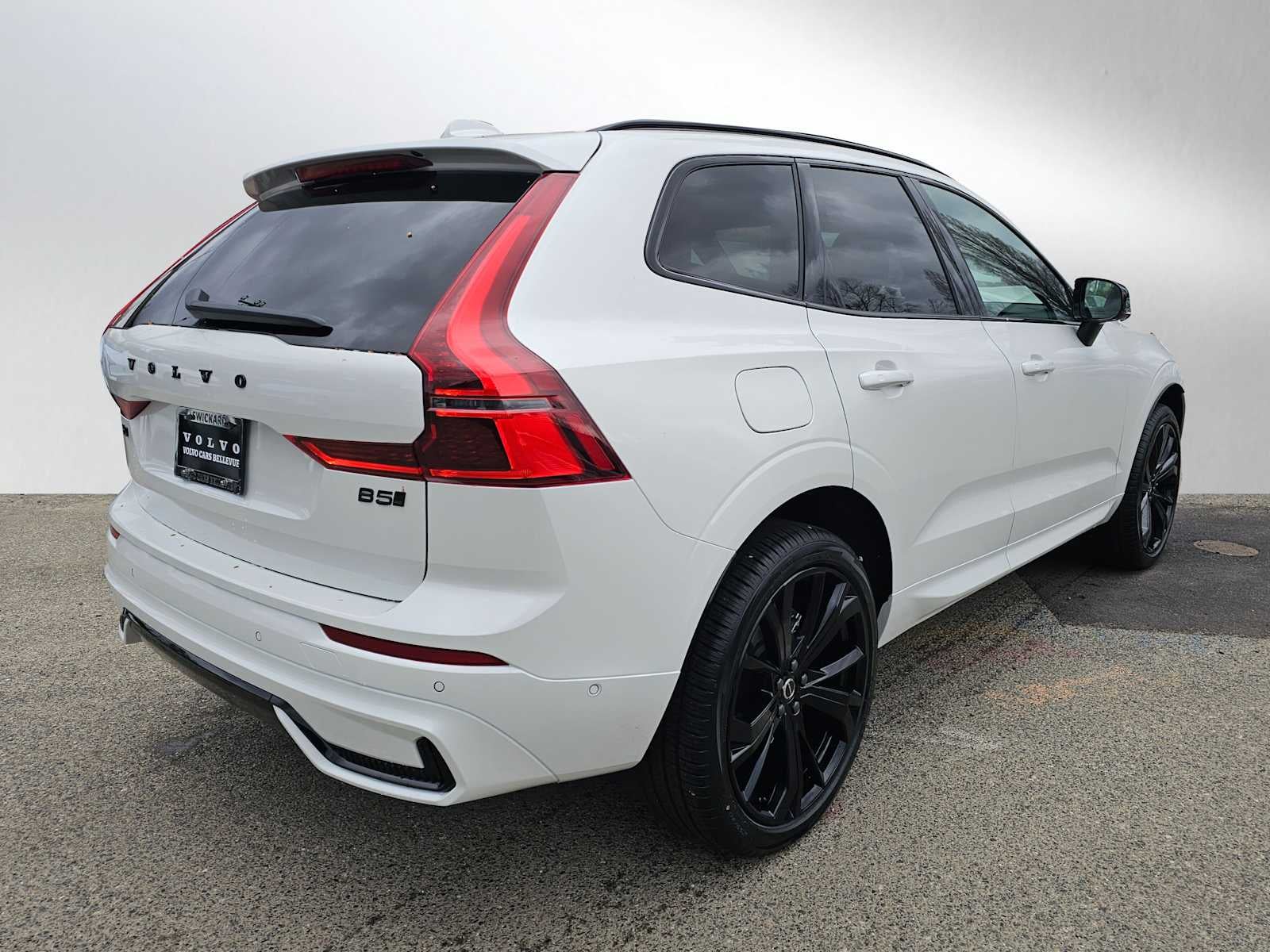 2026 Volvo XC60 Ultra Black Edition