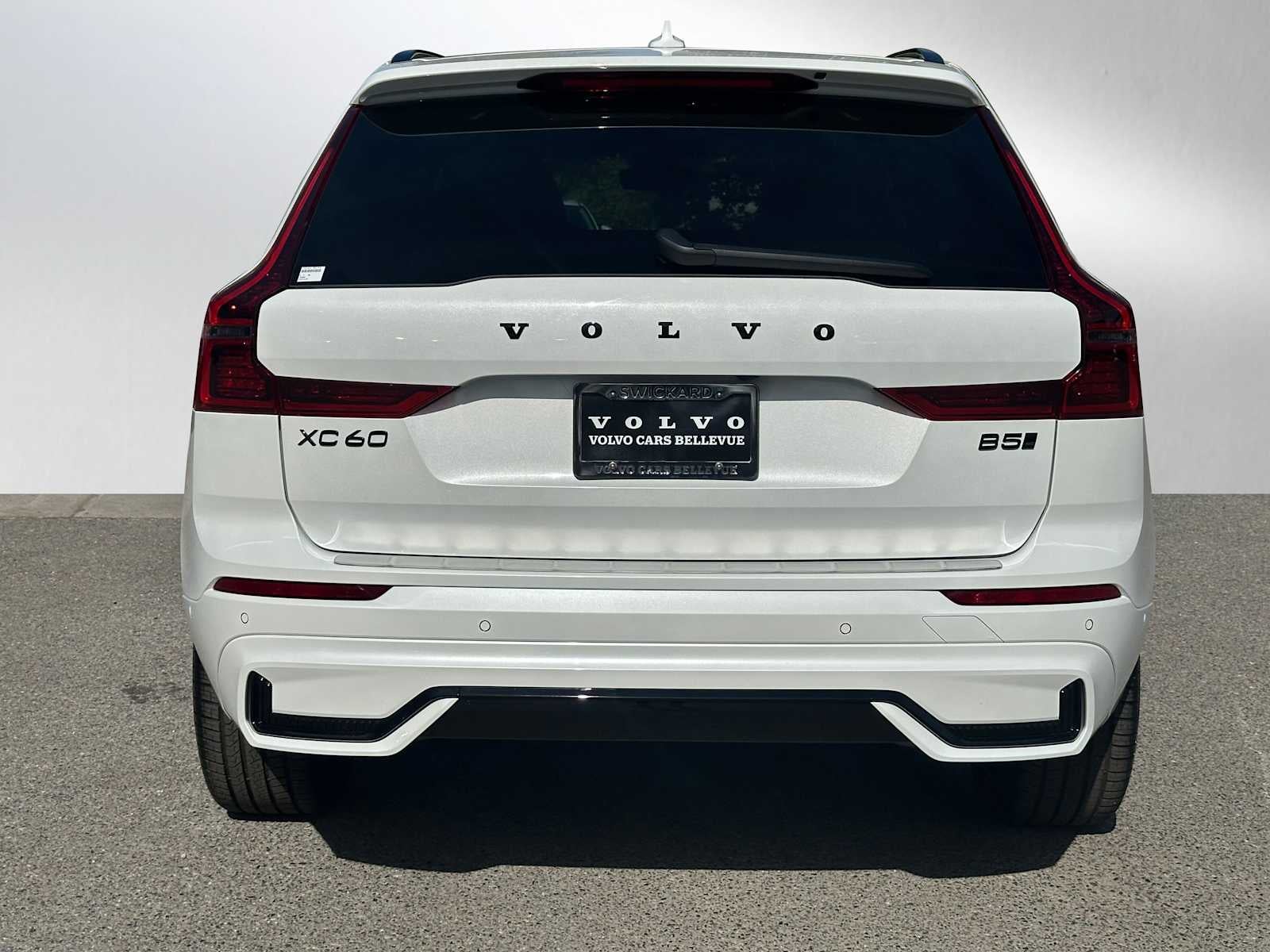 2026 Volvo XC60 Ultra Black Edition