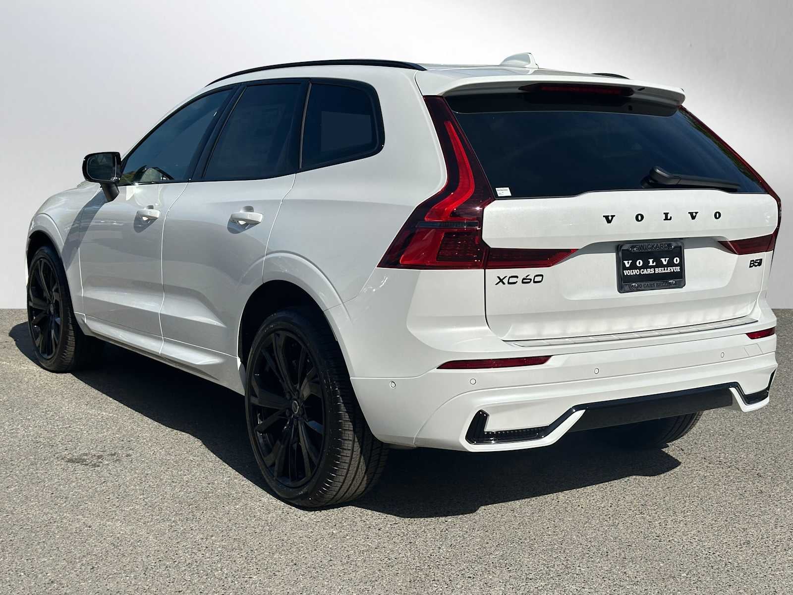2026 Volvo XC60 Ultra Black Edition