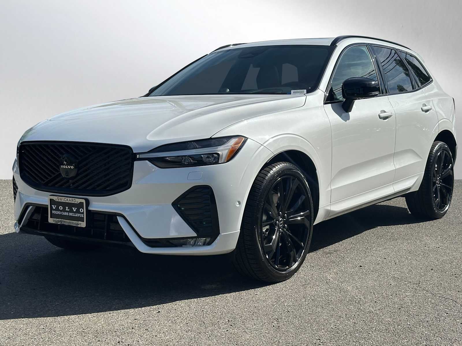 2026 Volvo XC60 Ultra Black Edition