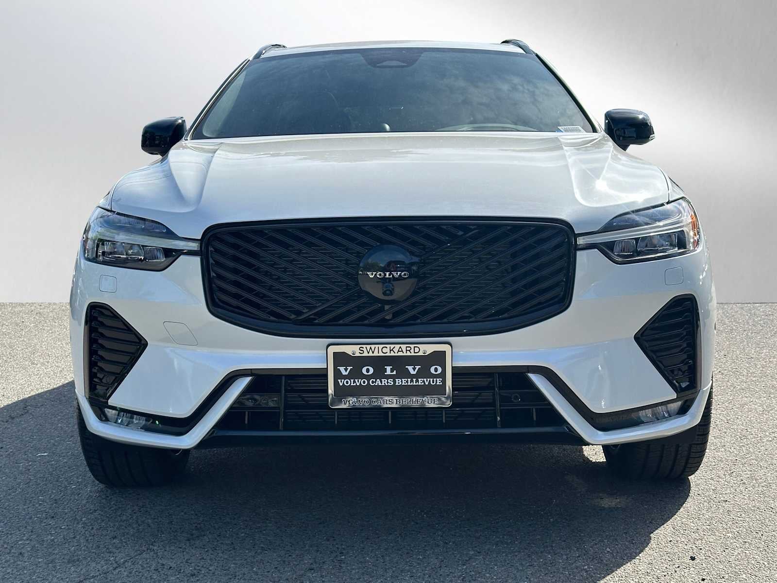 2026 Volvo XC60 Ultra Black Edition