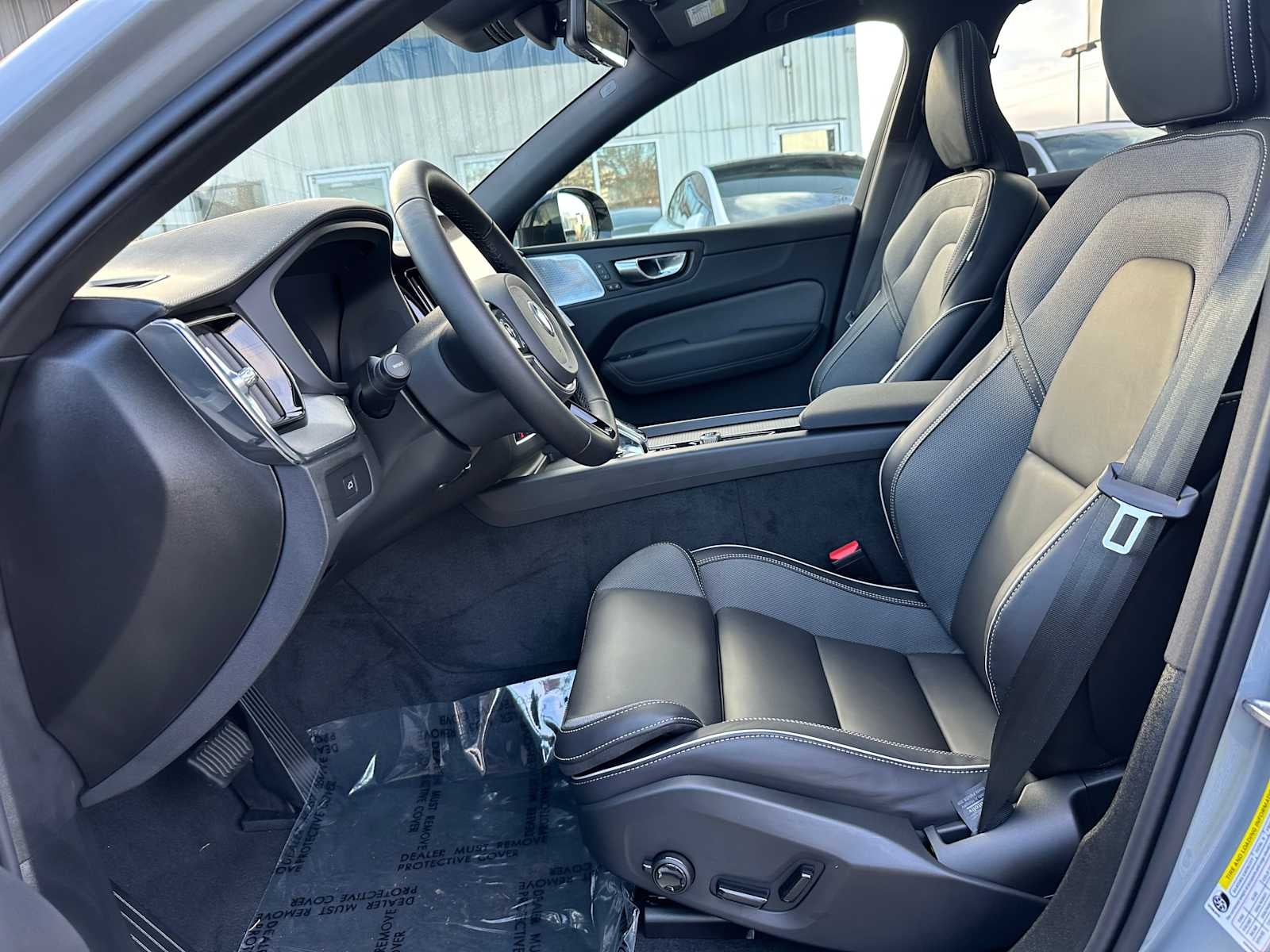 2026 Volvo XC60 Ultra Black Edition