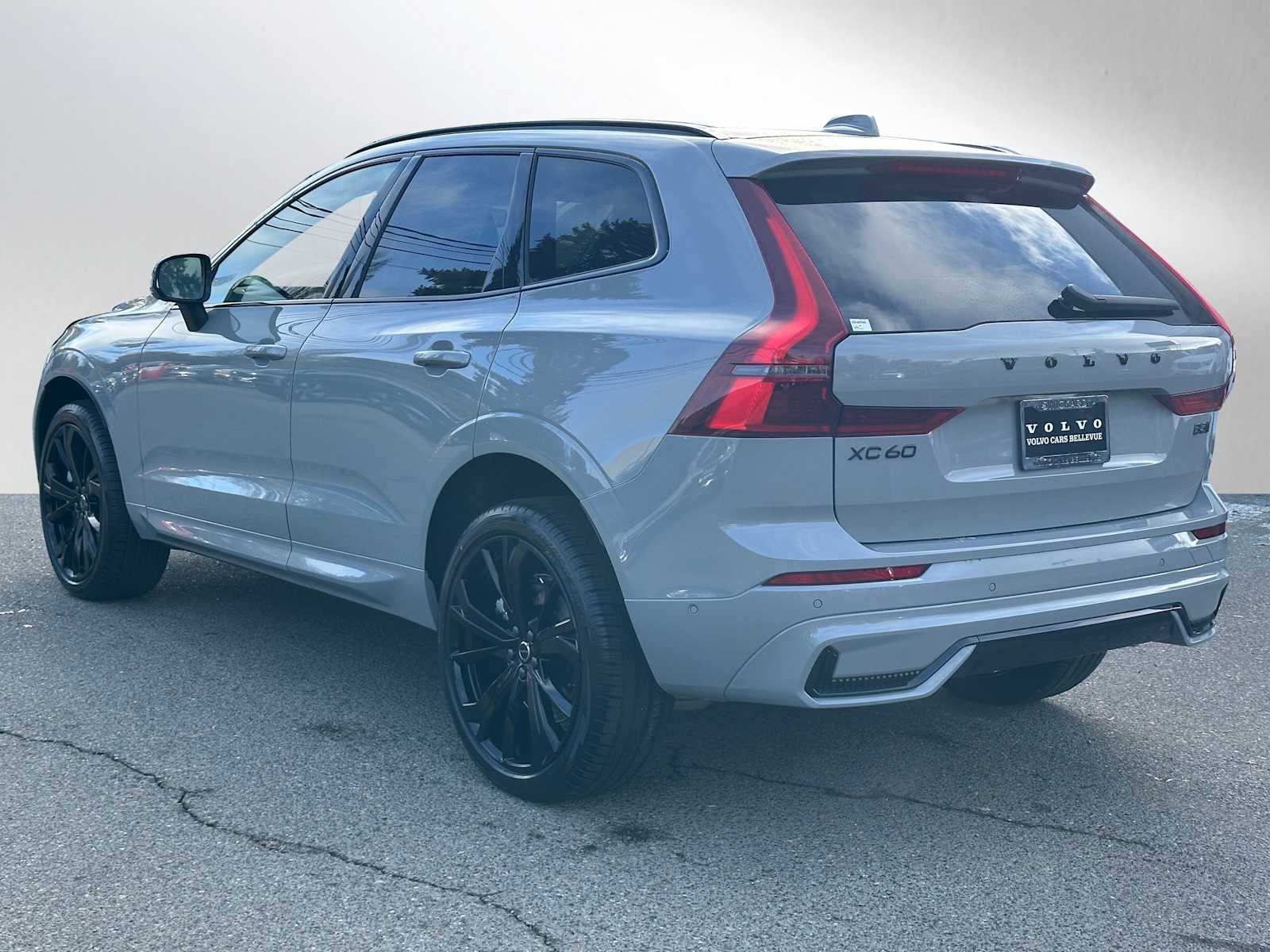 2026 Volvo XC60 Ultra Black Edition