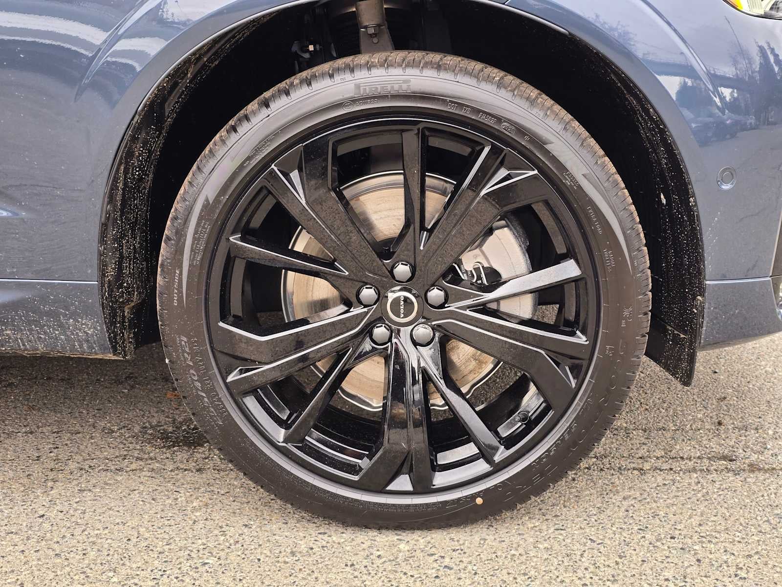 2026 Volvo XC60 Ultra Black Edition