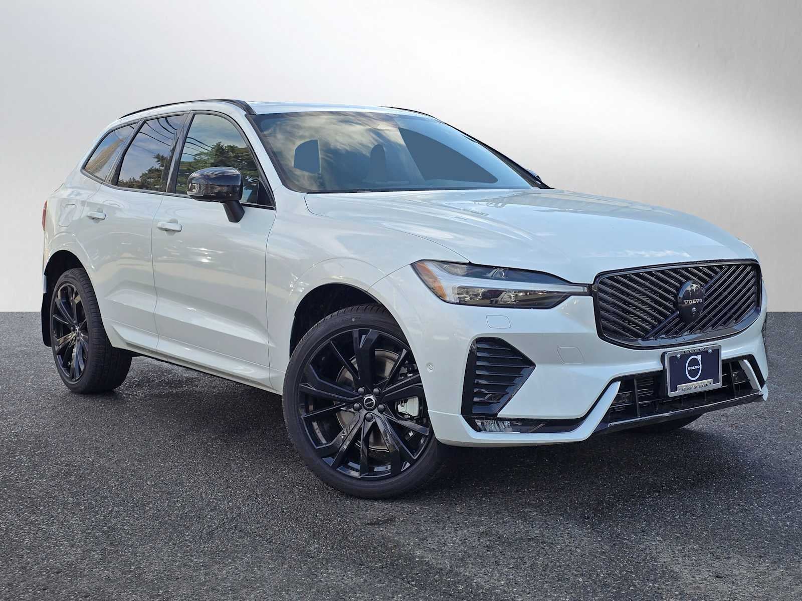 2026 Volvo XC60 Ultra Black Edition