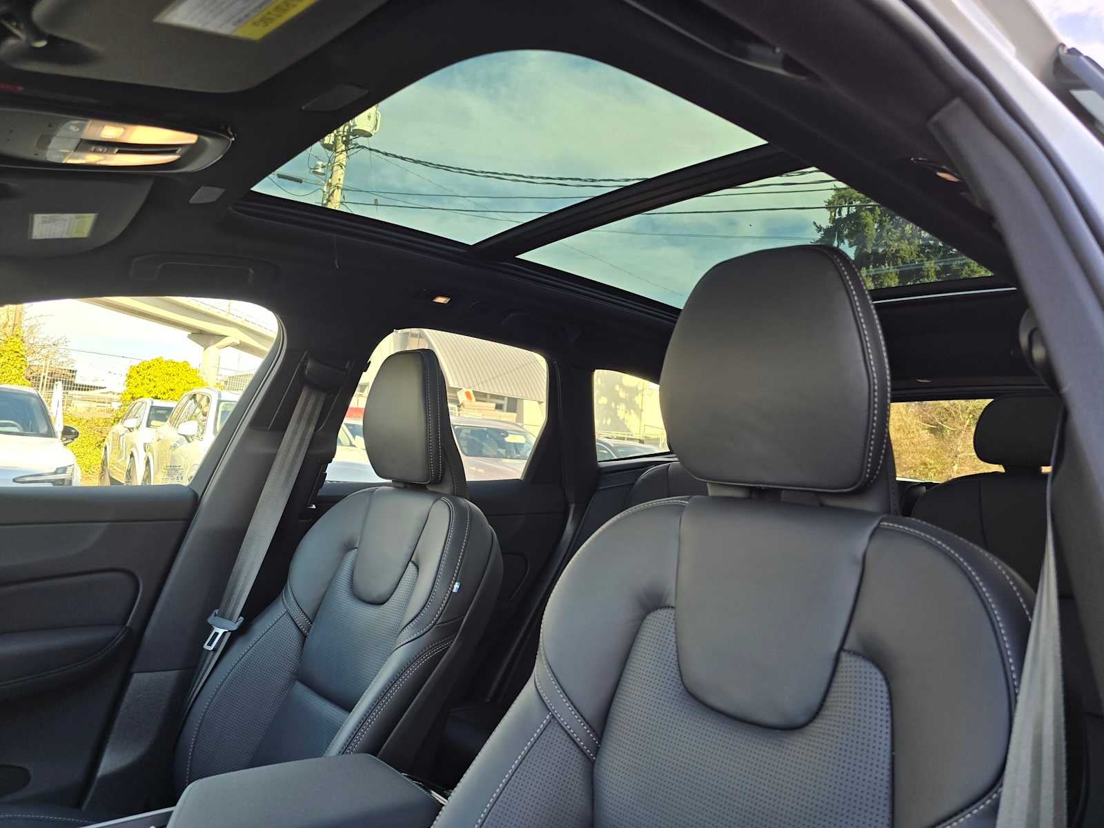2026 Volvo XC60 Ultra Black Edition