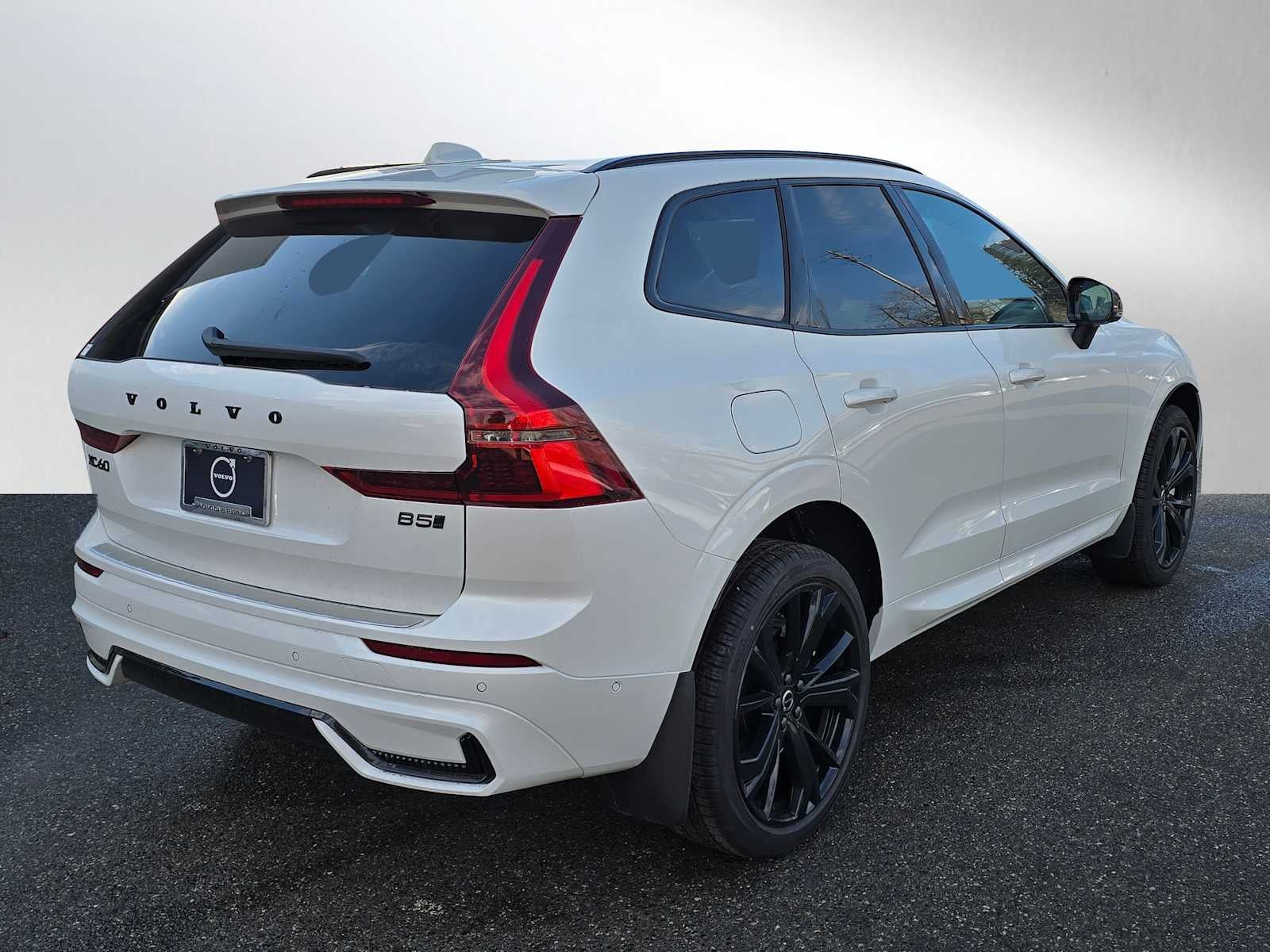 2026 Volvo XC60 Ultra Black Edition