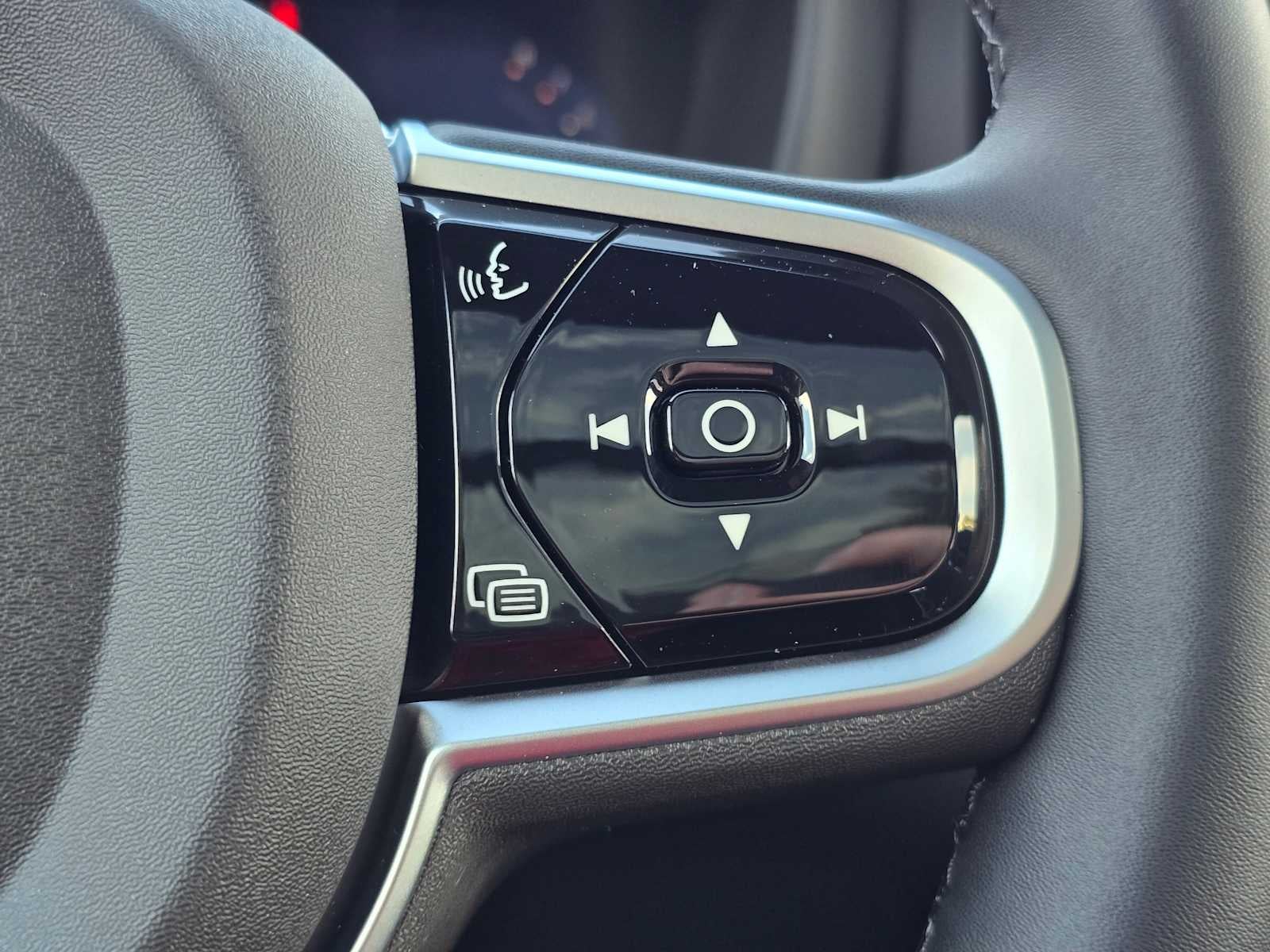 2026 Volvo XC60 Ultra Black Edition