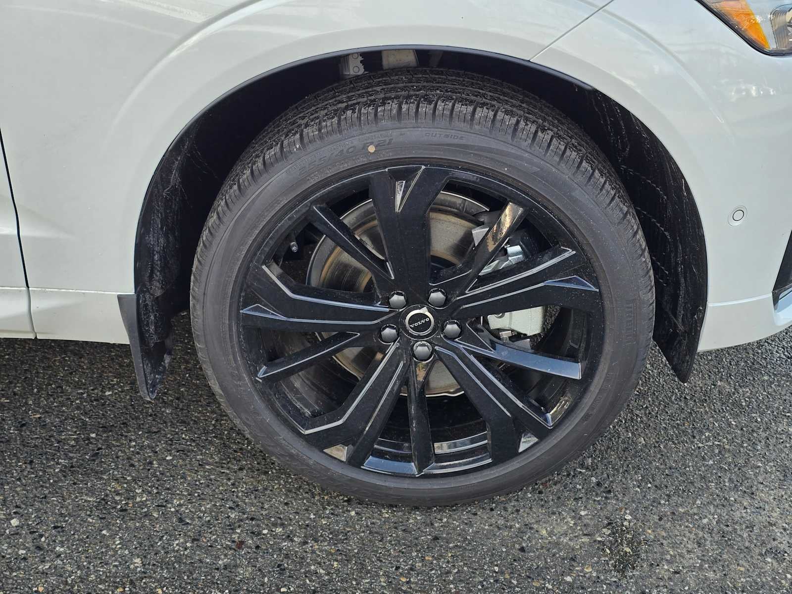2026 Volvo XC60 Ultra Black Edition