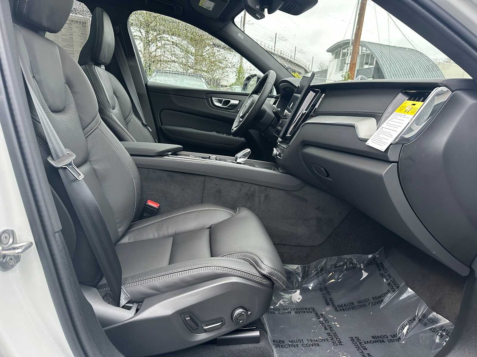 2026 Volvo XC60 Ultra Black Edition