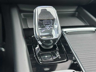 2026 Volvo XC60 Ultra Black Edition