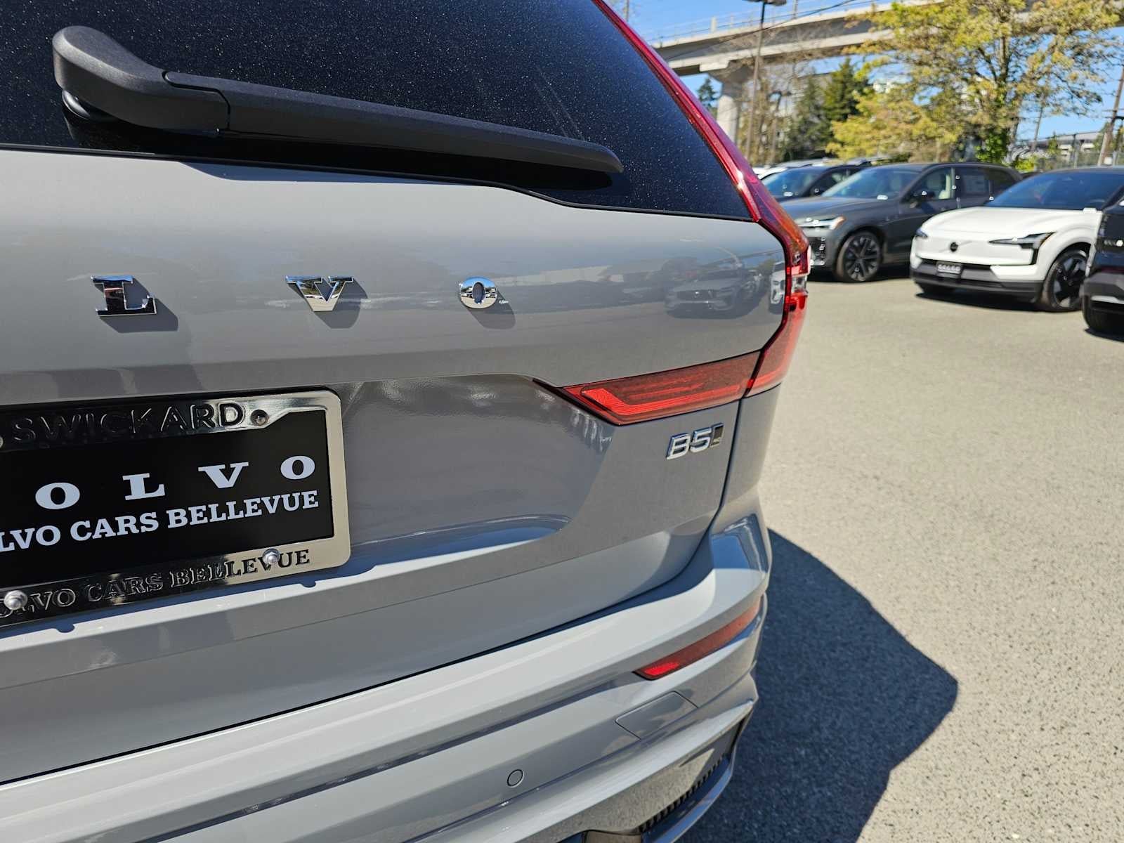 2026 Volvo XC60 Core