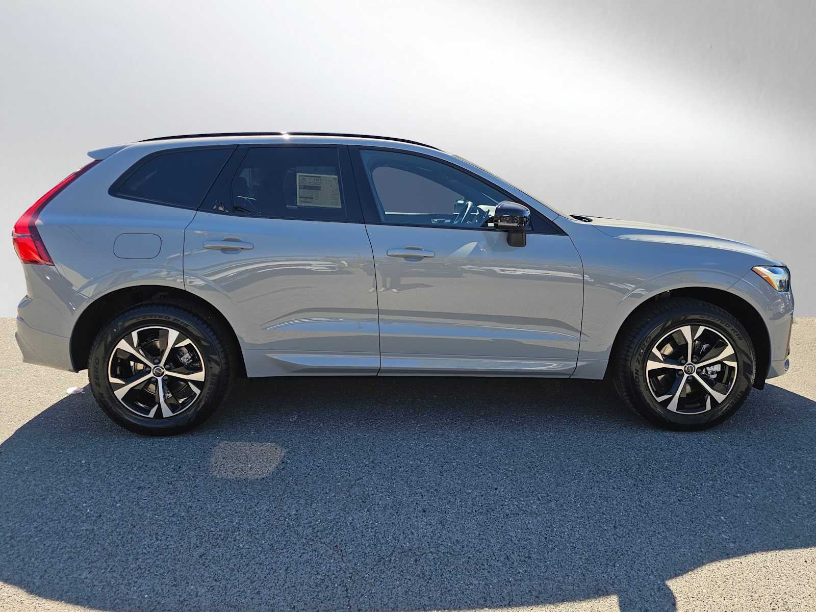 2026 Volvo XC60 Core