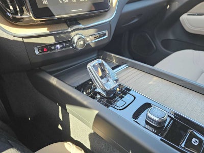 2026 Volvo XC60 Core