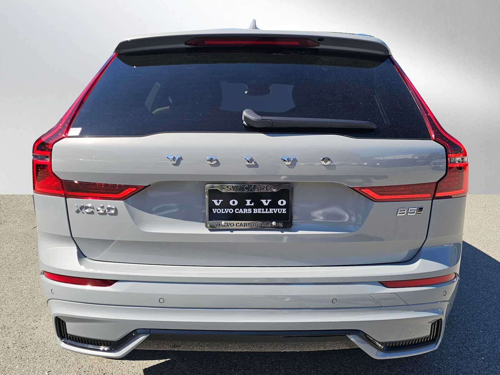 2026 Volvo XC60 Core