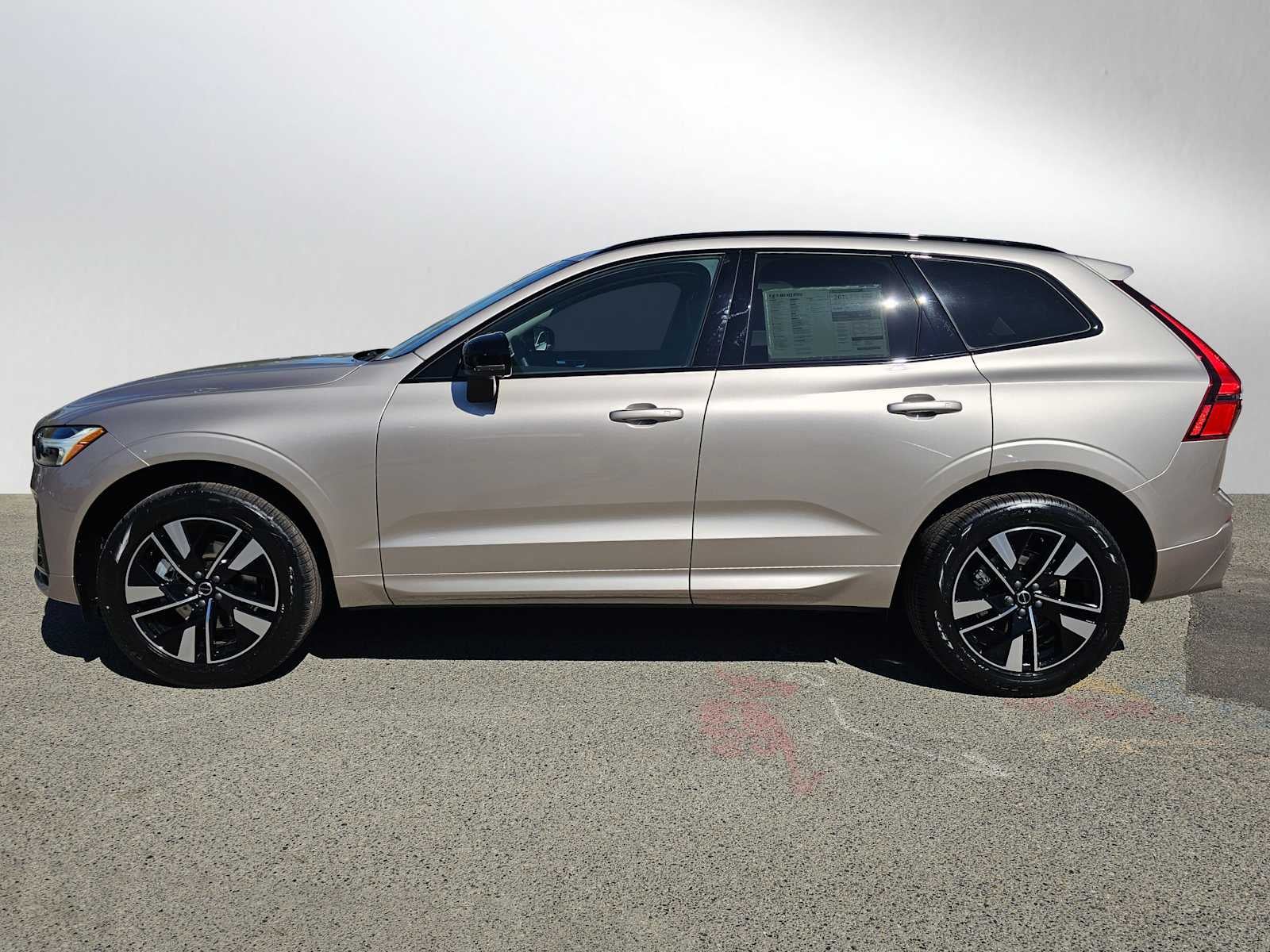 2026 Volvo XC60 Core