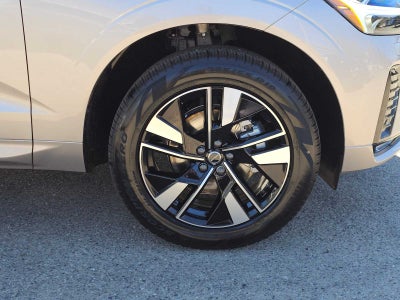 2026 Volvo XC60 Core