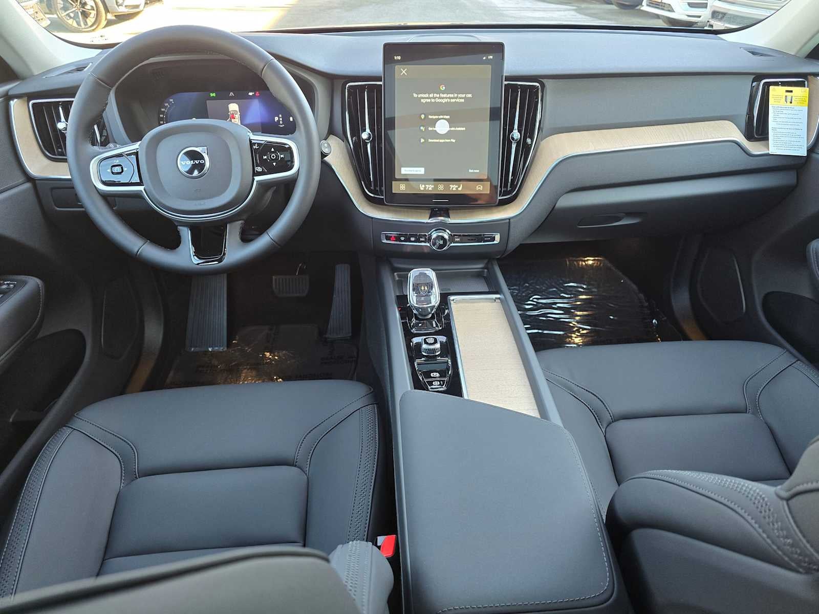 2026 Volvo XC60 Core
